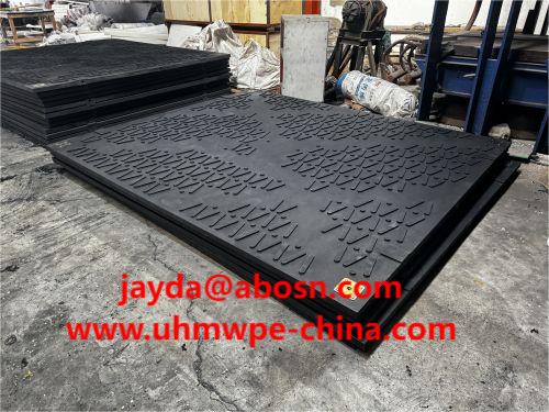 Durable HDPE Ground Protection Mats for Outdoor Use